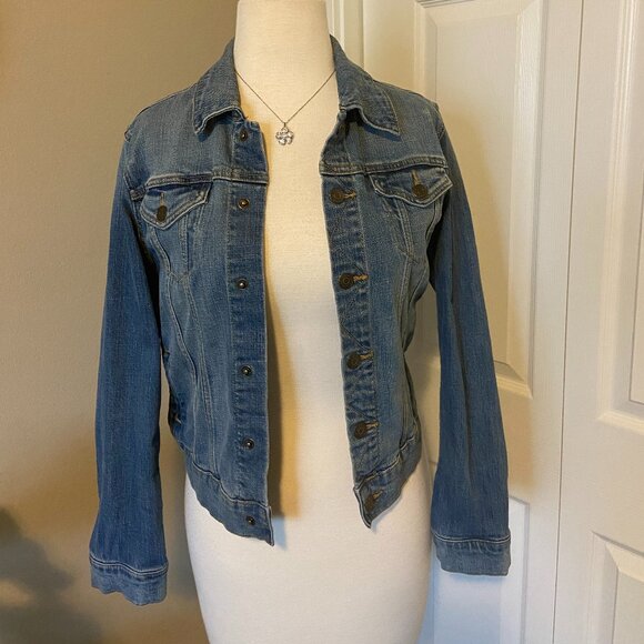 Old Navy Classic Jean Jacket - Tween 12-14, Denim - Picture 1 of 5
